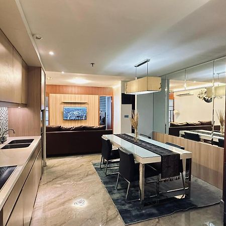 The H Tower Rasuna Suites Kuningan Jakarta By Villaloka Exterior foto