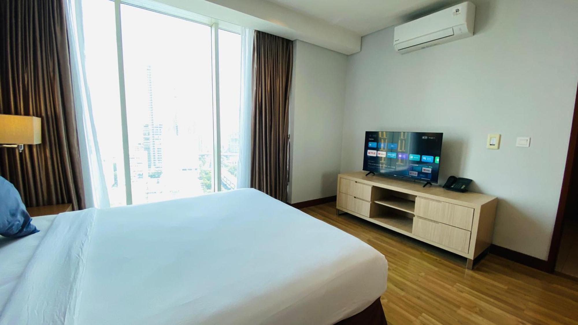 The H Tower Rasuna Suites Kuningan Jakarta By Villaloka Exterior foto
